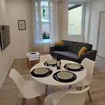 Le Jardin Secret Conciergeriedamecarcas Apartamento