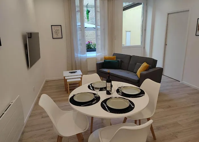 Le Jardin Secret Conciergeriedamecarcas Apartment